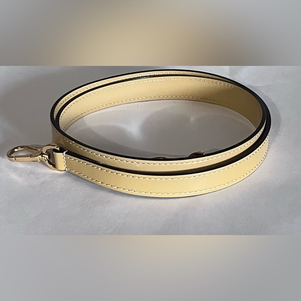 Louis Vuitton Beige Clair Vernis Strap – Montaigne BB